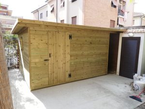 Casette In Legno Una Pendenza 15