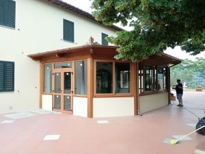 Pergole In Legno Addossate E Portanti 44