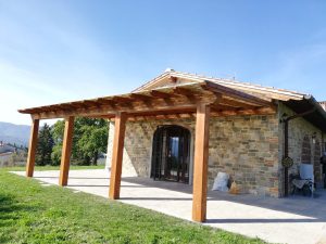 Pergole In Legno Addossate E Portanti 46